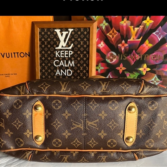 Authentic Louis Vuitton Galliera PM - Picture 3 of 8